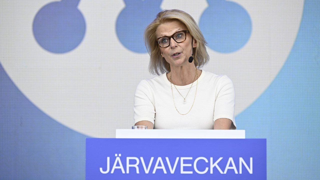 الیزابت سوانتسون (M): “سوئد باید ثروتمندتر شود”