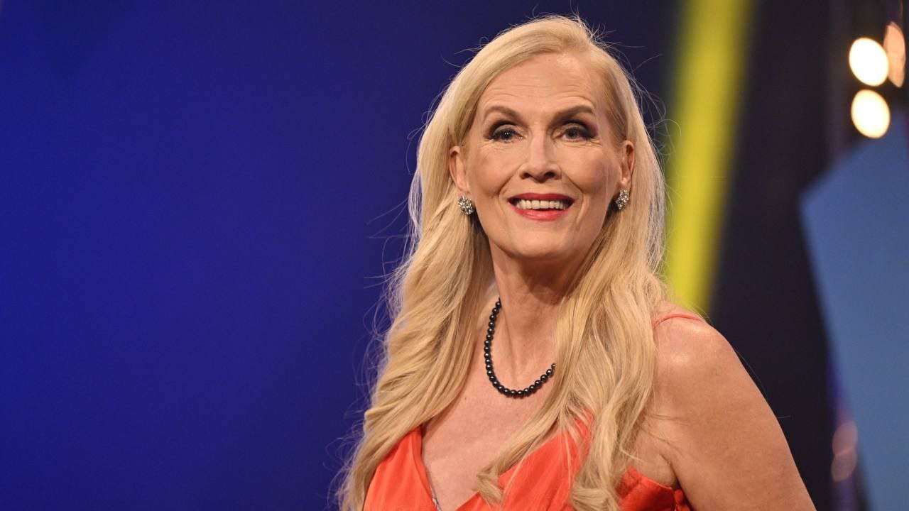 گونیلا پرسون از استُپا پرسارنا شکایت کرد؛ تائید هیئت منصفه را دریافت کرد