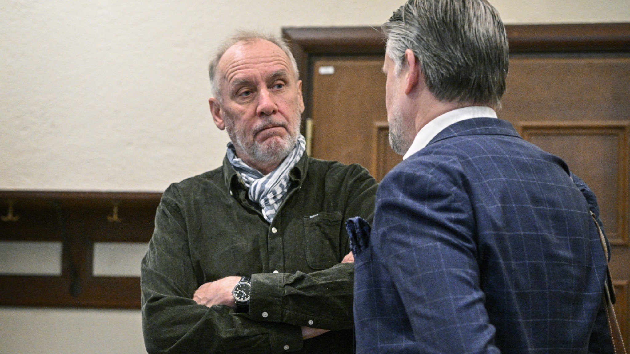 ⚡️ هوکان نِسِر، نویسنده شناخته شده به زندان محکوم شد