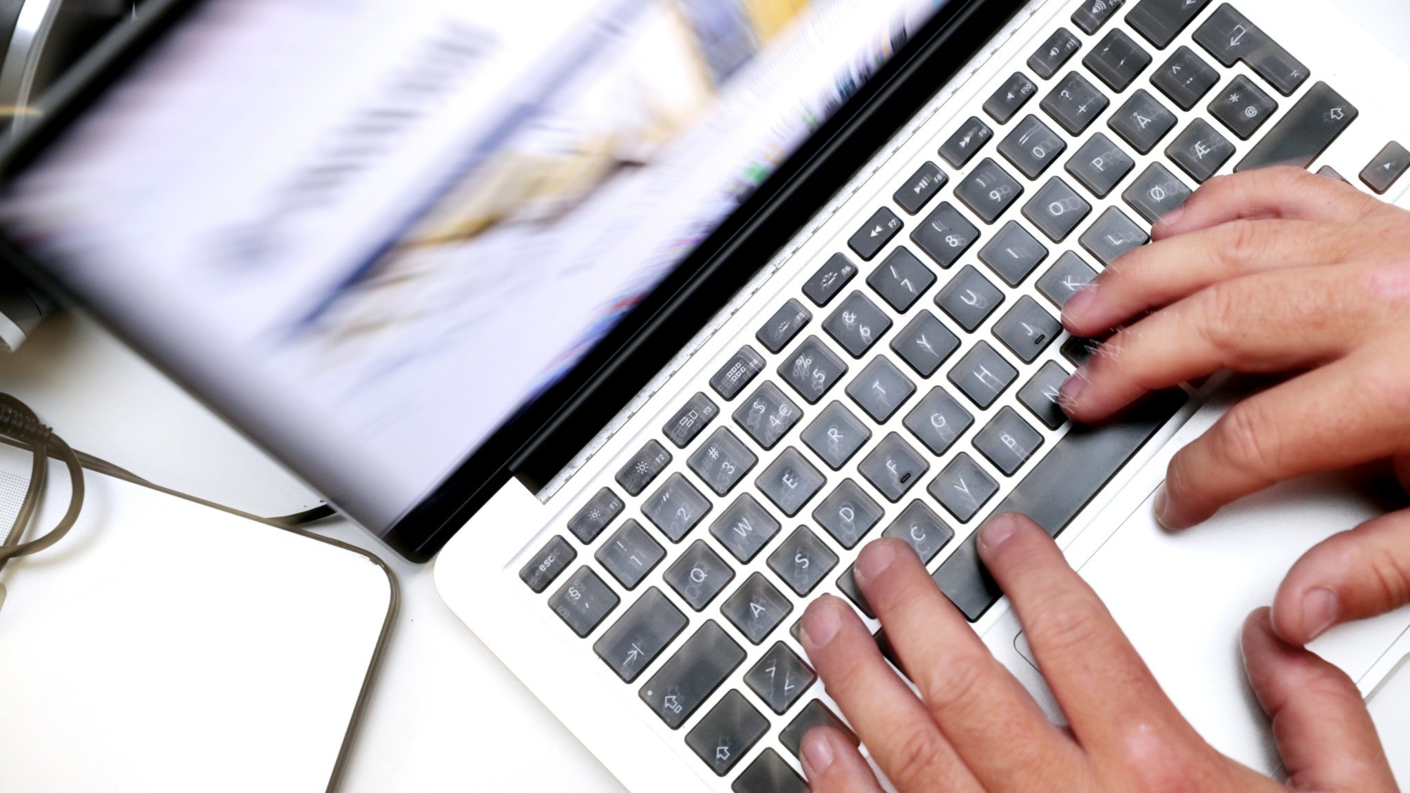 ⚡️ پورن های کودکانه ایجاد شده توسط هوش مصنوعی رایج‌تر می‌شود: “تقریبا در همه موارد”