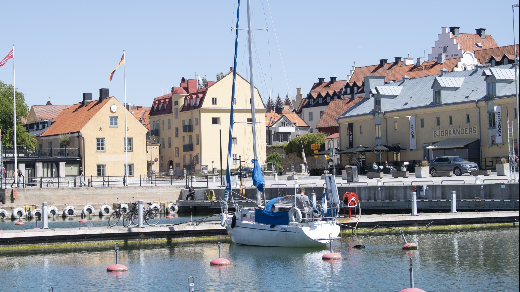 ⚡️ گوتلند می‌خواهد از گردشگران مالیات بگیرد: “باید به محلی‌ها کمک کنند”