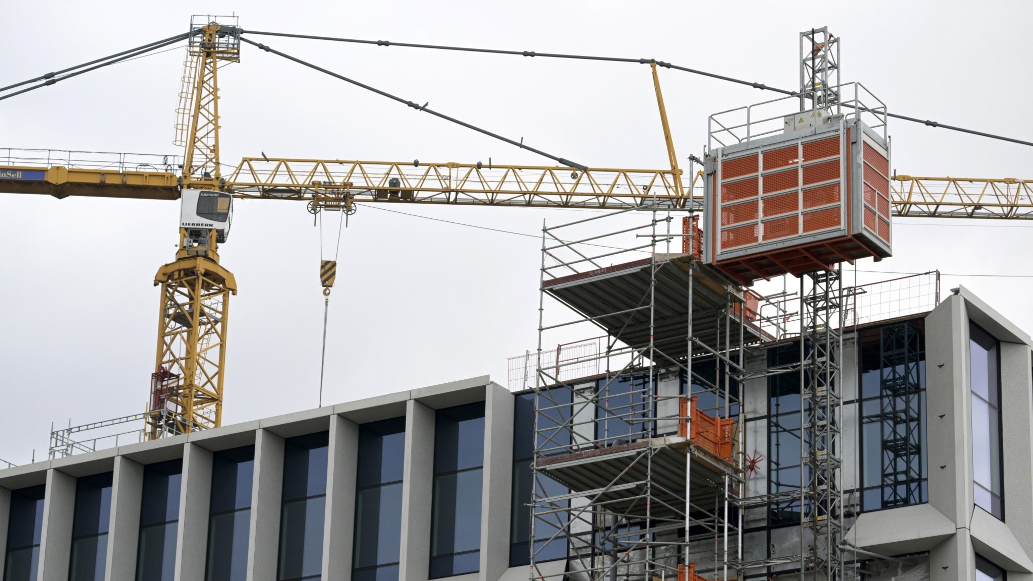 ⚡️ سه‌ماهه‌ی مثبت برای شرکت ساختمانی JM با وجود دشواری‌های بازار؛ پروژه‌های مسکونی بیشتری در حال ساخت هستند