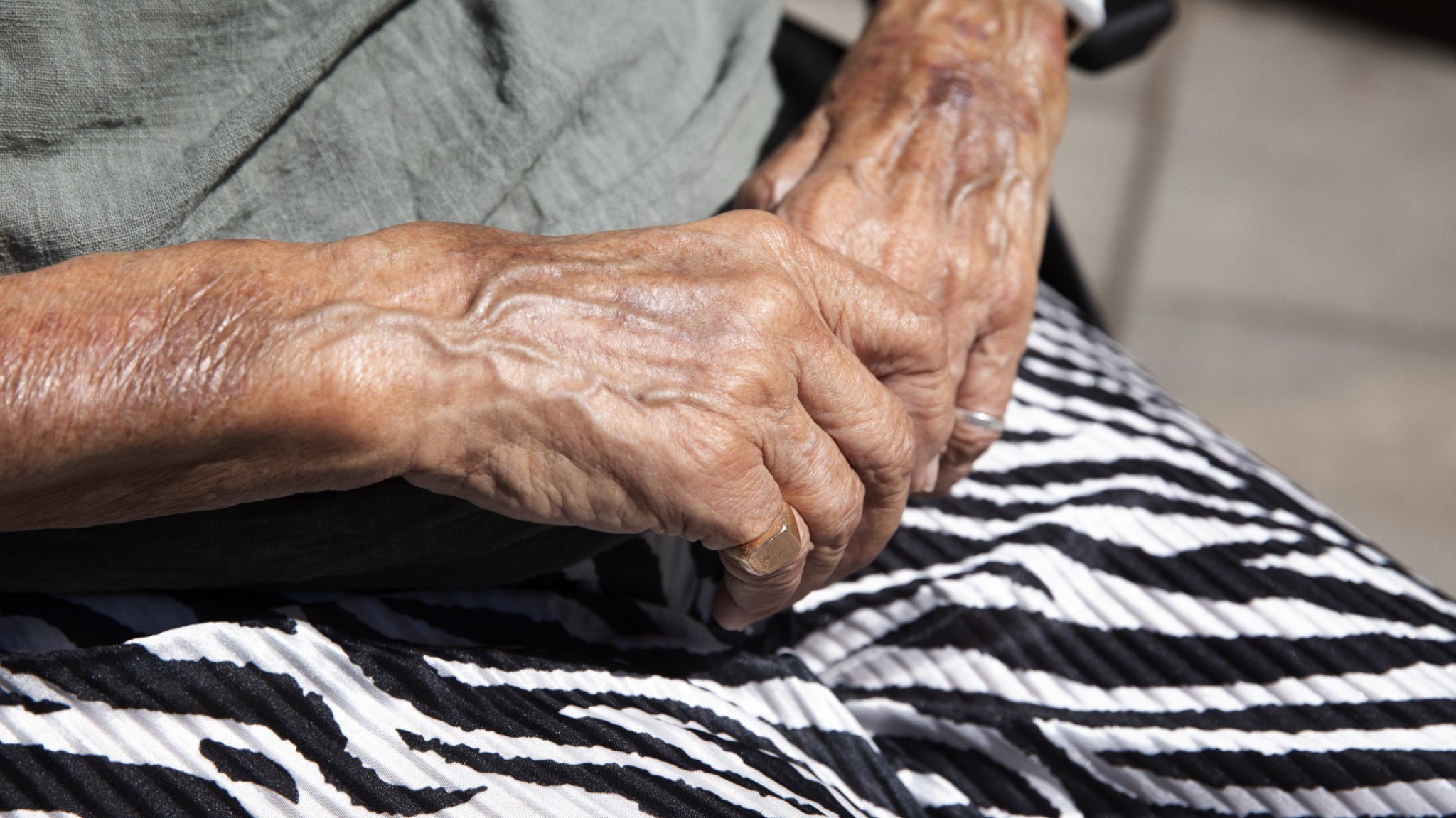 ⚡️ نقص در فناوری امنیتی جدید؛ دوربین فرد اشتباهی را در خانه نشان داد