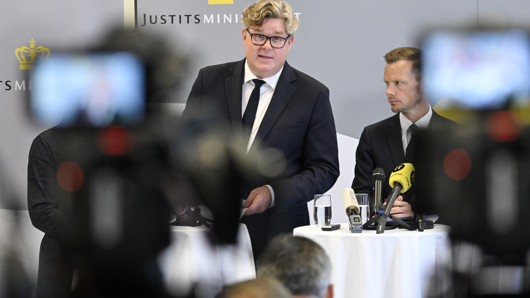 ⚡️ طرح: فشار آوردن به غول‌های شبکه‌های اجتماعی برای متوقف کردن فعالیت باندهای جنایتکار