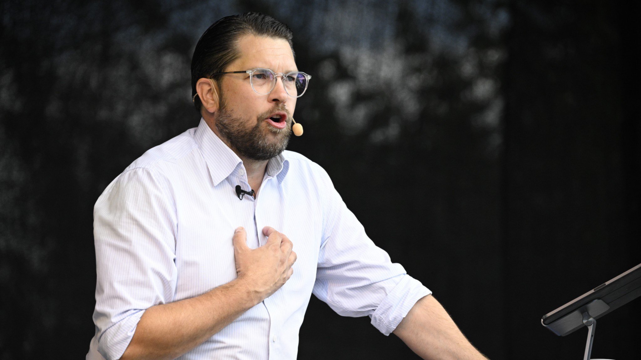 ⚡️ اُکِسون (دموکرات‌های سوئد): پلیس باید بتواند به همان شیوه‌ای که Dumpen کار می‌کند، عمل کند