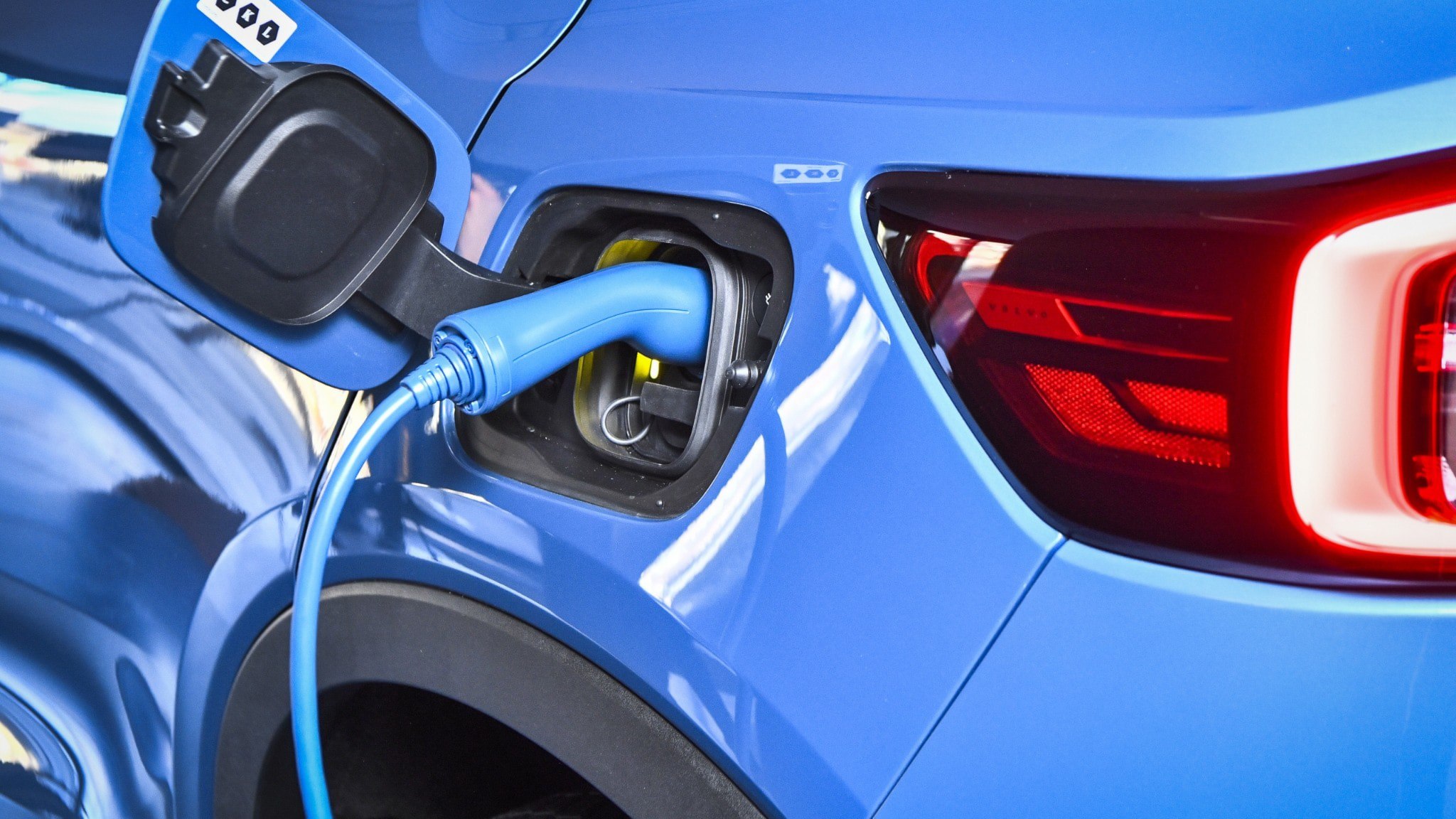 ⚡️ ولوو هدف خود در زمینه خودروهای برقی را تغییر داده است