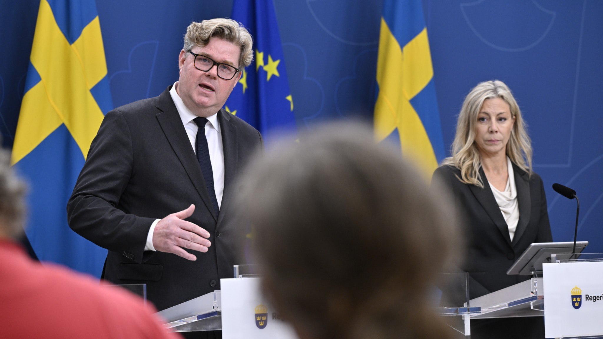 ⚡️ دولت و دموکرات‌های سوئد در حال ارائه پیشنهادهایی برای ممنوعیت تکدی‌گری هستند