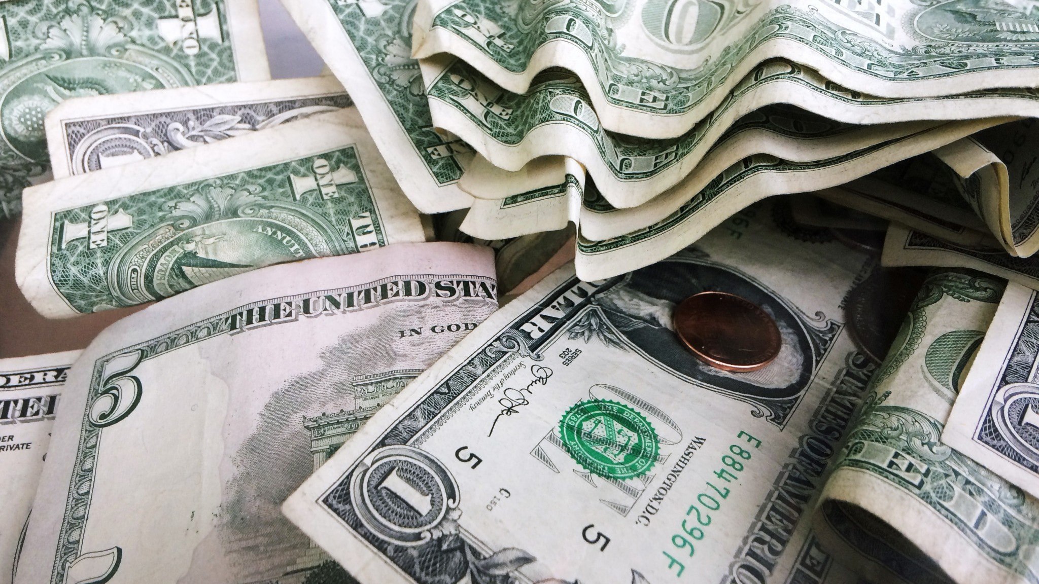 ⚡️ کاهش ارزش کرون سوئد همزمان با افزایش شدید ارزش دلار، می‌تواند هزینه سفرهای خارجی را باز هم گران‌تر کند