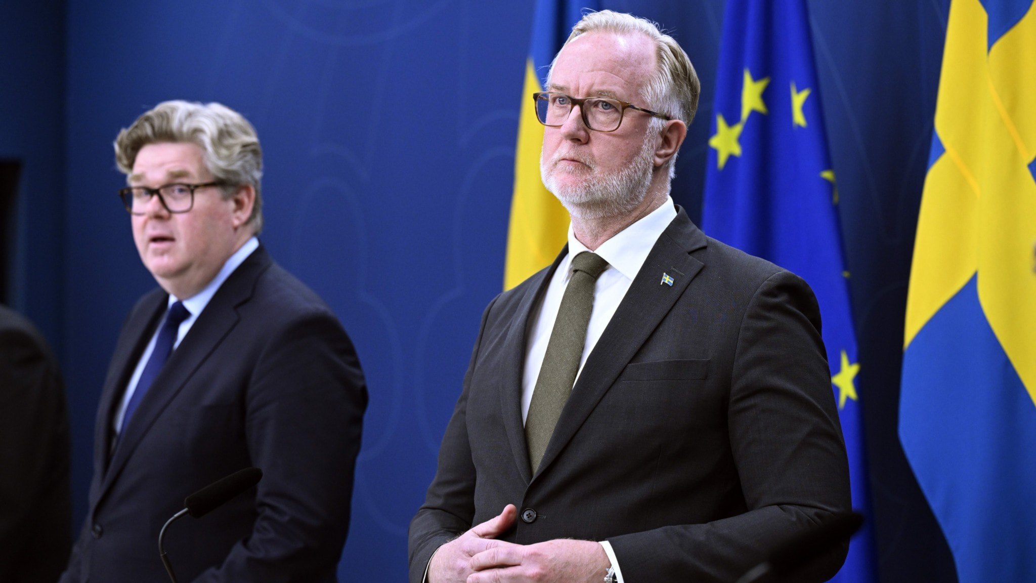 ⚡️ پیشنهاد: مدارس باید حق بازرسی کیفهای دانشآموزان را داشته باشند