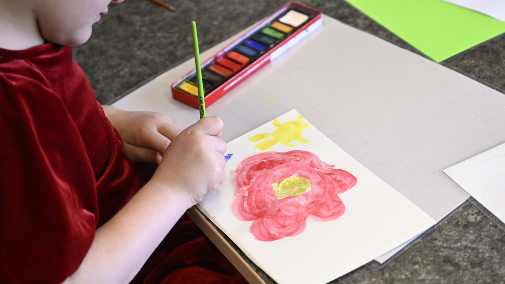 ⚡️ دولت میخواهد استفاده از تبلت در مهدکودکها را محدود کند