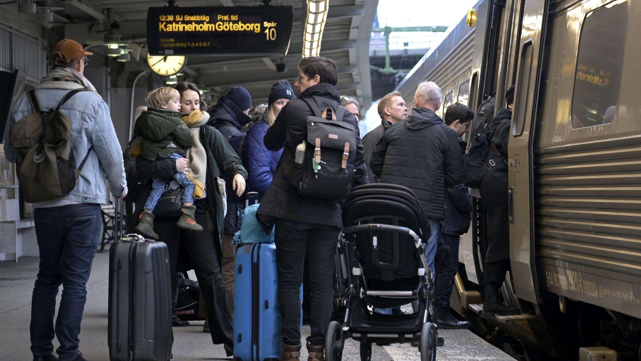 ⚡️ زمان سفر برای مسافران قطار در ایام عید پاک دو برابر طولانیتر خواهد بود