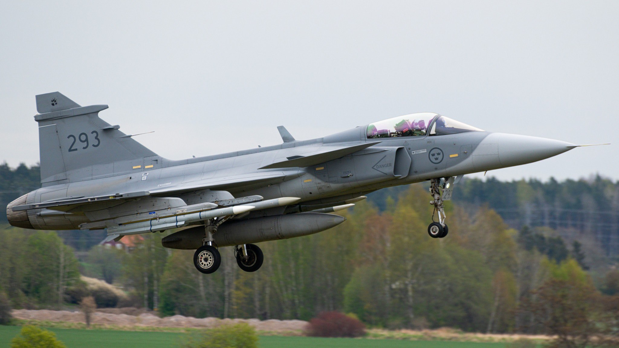 ⚡️ تایلند خرید جنگنده گریپن از ساب را تایید کرد