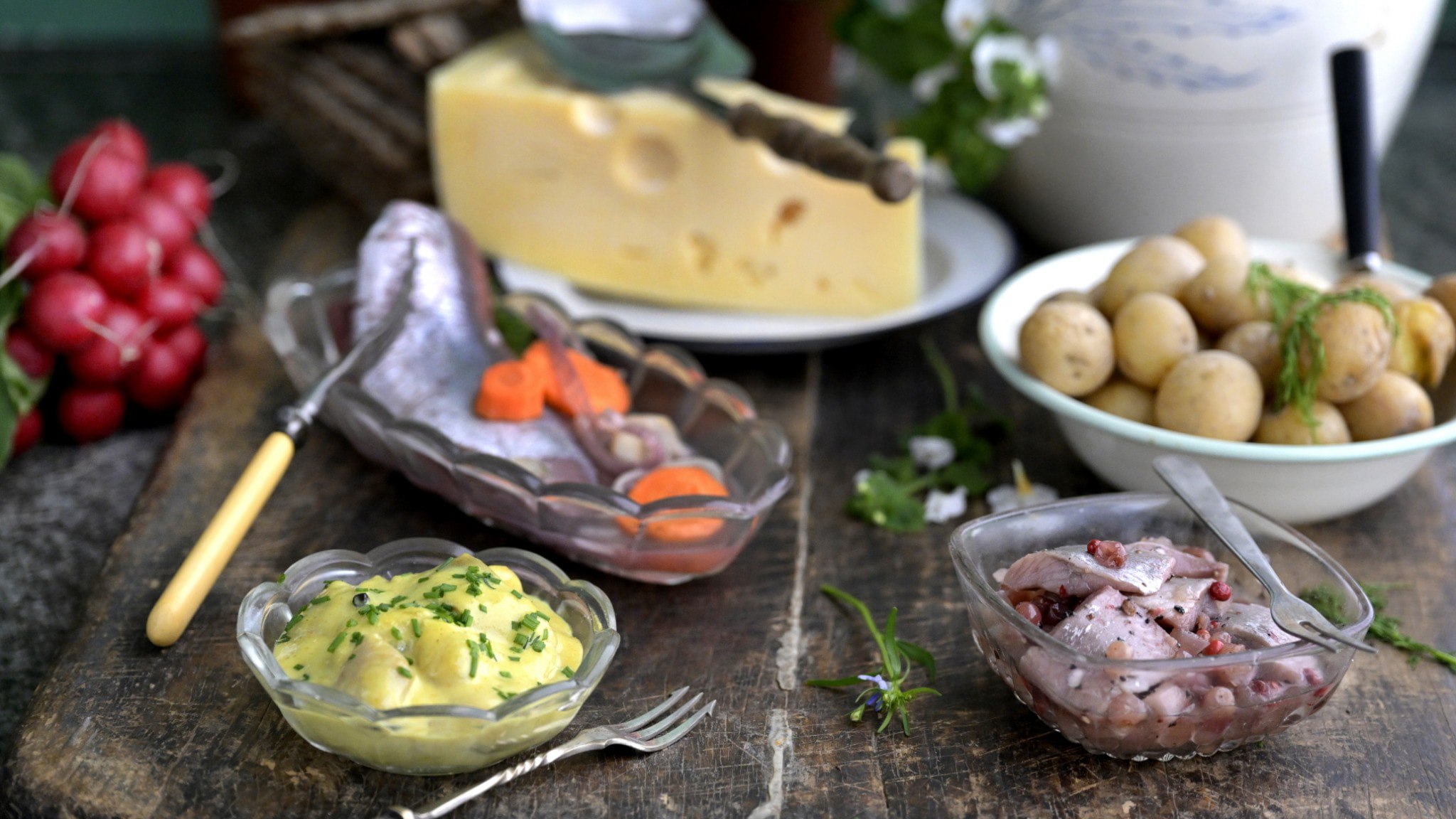 ⚡️ سوئدیها پیش از نیمه تابستان بیش از یک میلیارد دلار بیشتر برای خرید هزینه کردند