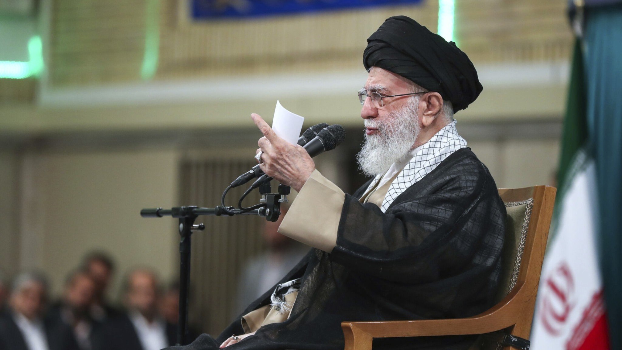 ⚡️ ایران تایید کرد: مذاکرات جدید درباره برنامه انرژی هسته‌ای آغاز می‌شود
