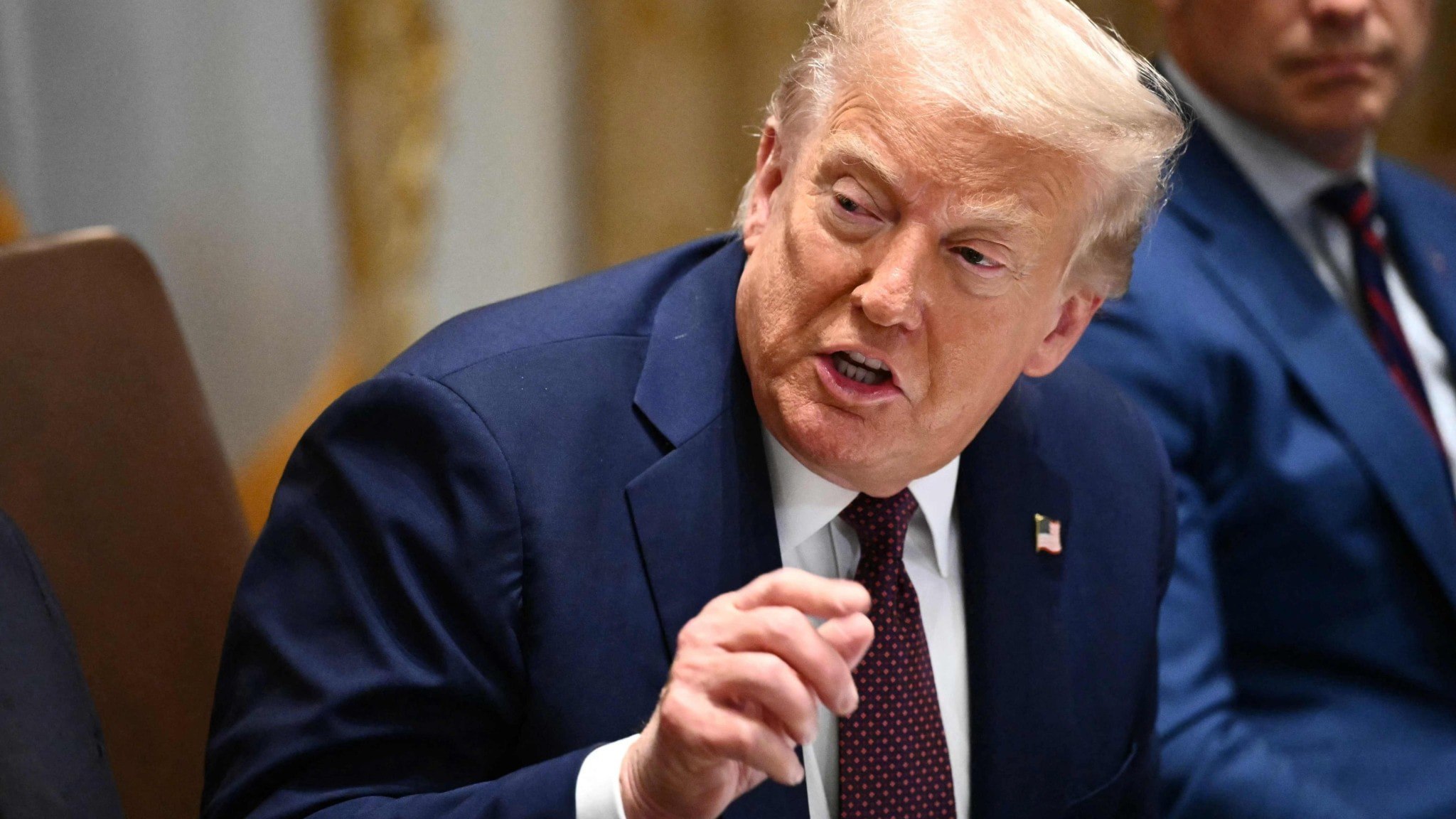 ⚡️ ترامپ میخواهد قوانین صدور ویزا برای دانشجویان و خبرنگاران را سختتر کند