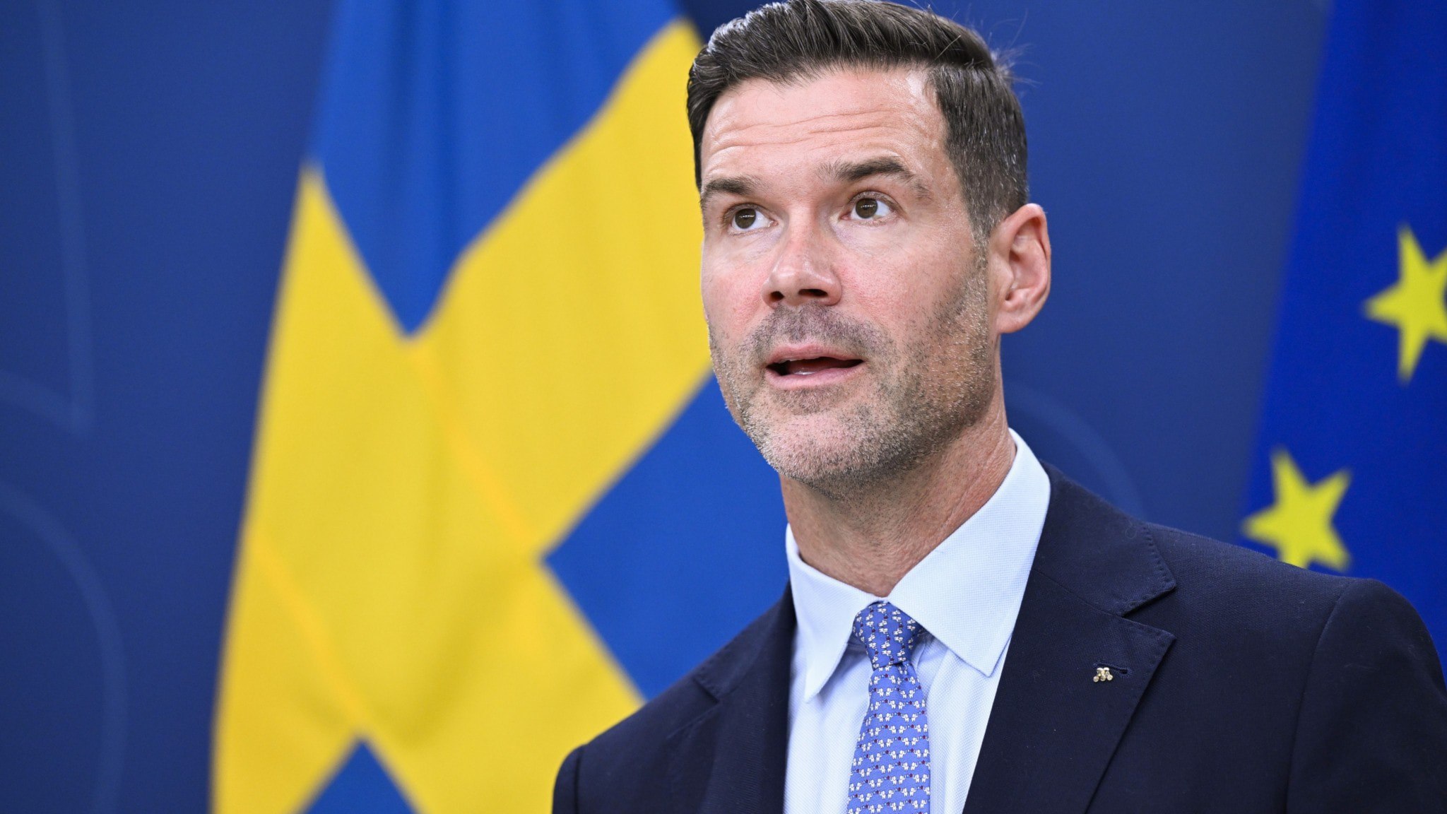 ⚡️ پیشنهاد: تازه واردان باید قرارداد امضا کنند