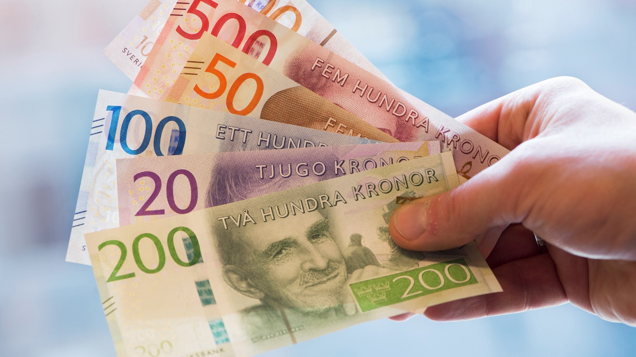 ⚡️ نرخ بهره جدید استقبال شد: «من حالا بیشتر میتوانم پسانداز کنم»