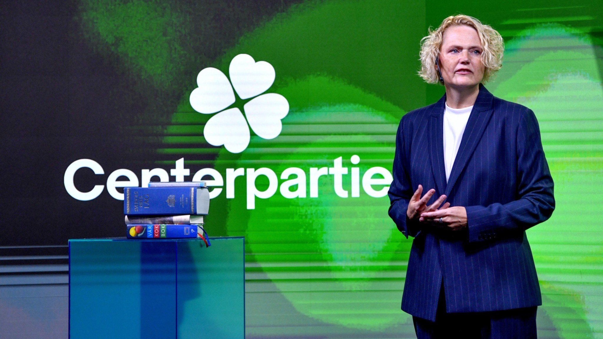 ⚡️ حزب مرکز میخواهد کارفرمایان از پرداخت حق بیمه برای بیکاران بلندمدت معاف شوند