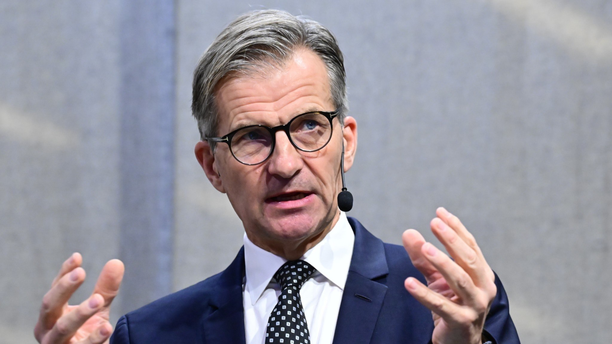 ⚡️ رئیس بانک مرکزی سوئد، اریک تدین: سوئد بیش از حد به شرکت‌های آمریکایی کارت اعتباری وابسته است