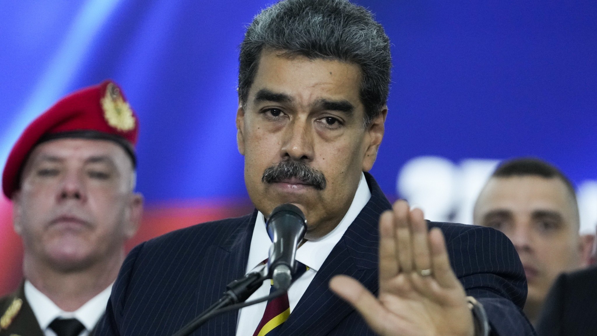 ⚡️ استاد دانشگاه: دستگیری مادورو نقض قوانین بینالمللی است