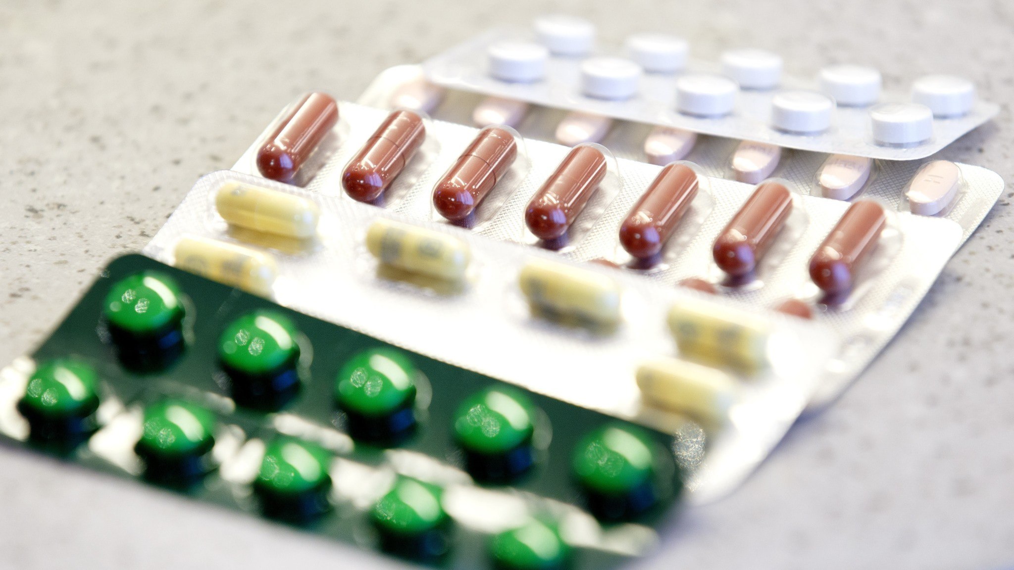 ⚡️ هزاران تن‌ دارو دور ریخته می‌شود؛ کارکنان داروخانه کلافه شده‌اند