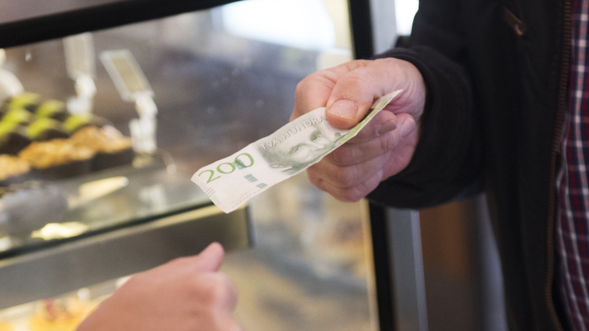 ⚡️ اینگونه است که یک خانواده می‌تواند با ۱۰۰۰ کرون در هفته غذا بخورد