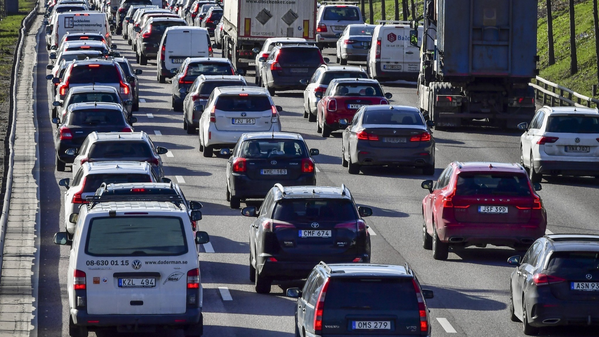 ⚡️ ترفند ترافیکی در تعطیلات عید پاک: ممنوعیت سبقت و کاهش سرعت