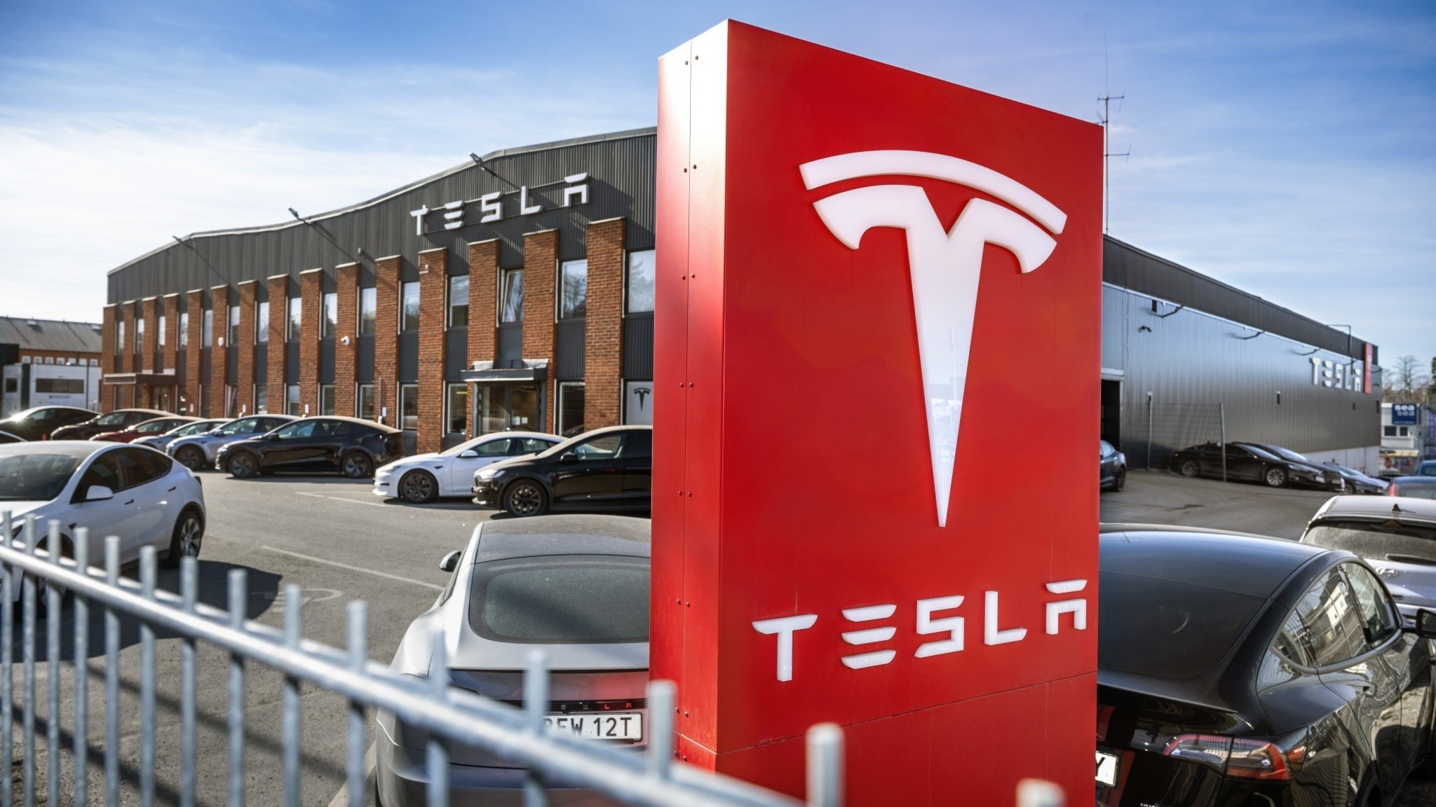 ⚡️ تسلا سرعت می‌گیرد؛ فروش در اروپا دوباره افزایش می‌یابد